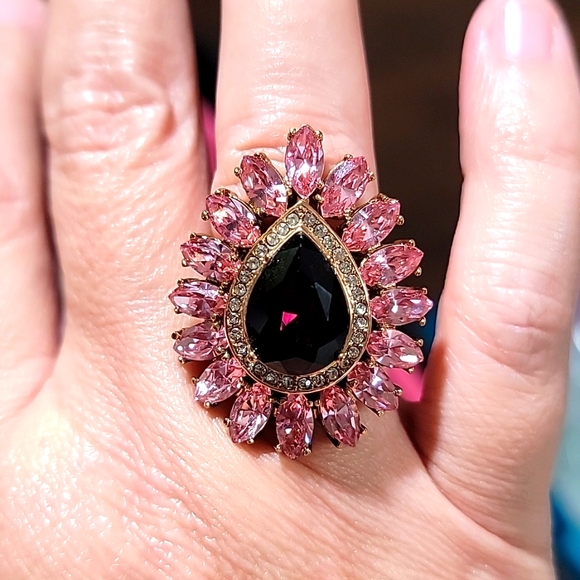 Henri Bendel Rose Gold Tone Pink Rhinestone Cocktail Ring Size 6.5 - Picture 7 of 8